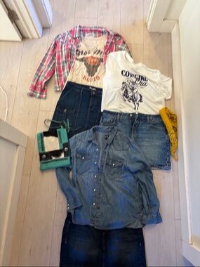 Country Concert Weekend Bundle